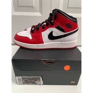 Boys Jordan 1 Sneakers